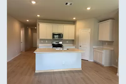 1000 Legrand Street, Brenham, TX 77833 - Photo 2