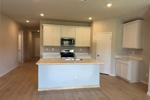 1000 Legrand St, Brenham, TX 77833 - Photo 2