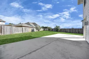 704 Harvard Pointe Dr, League City, TX 77573 - Photo 40