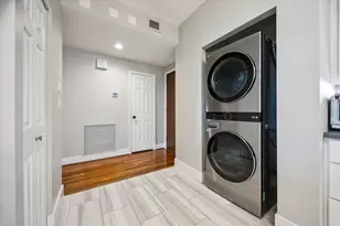 15 Greenway Plz, Houston, TX 77046 - Photo 8