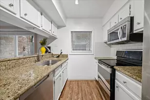 1601 S Shepherd Dr, Houston, TX 77019 - Photo 6