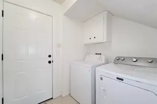 3 Thunderbird Cir, Baytown, TX 77521 - Photo 24
