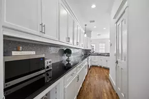 1129 Oxford St, Houston, TX 77008 - Photo 14