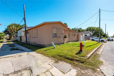 1014 48th Street, Galveston, TX 77550 - Photo 1