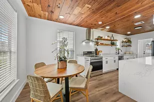 4907 Alamo Dr, Galveston, TX 77551 - Photo 6