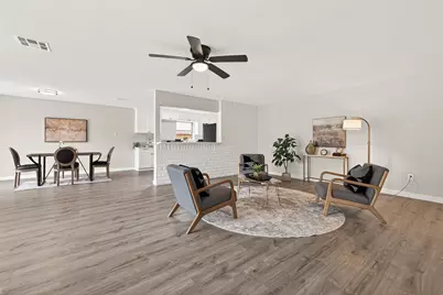 9110 Vickijohn Drive, Houston, TX 77031 - Photo 8