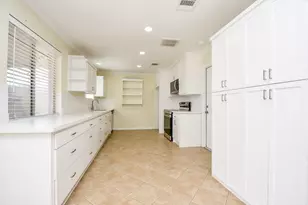 11519 Hornbrook Dr, Houston, TX 77099 - Photo 2