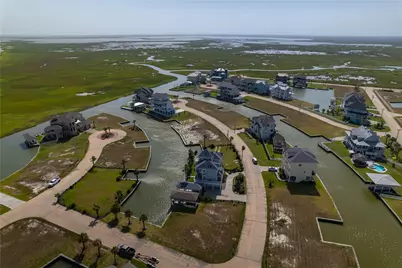 15 Half Moon, Hitchcock, TX 77563 - Photo 16