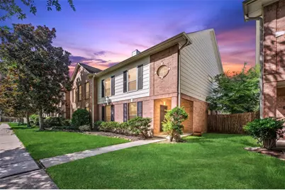 607 Travis Street #5, Webster, TX 77598 - Photo 4