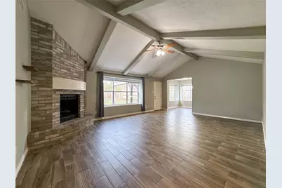 2706 Orion Drive, League City, TX 77573 - Photo 2