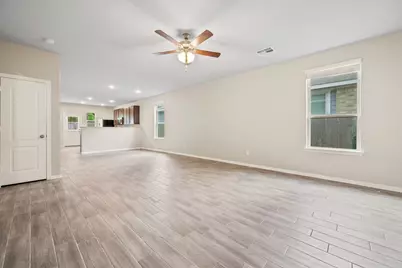 24734 Russet Bluff Trail, Houston, TX 77336 - Photo 4