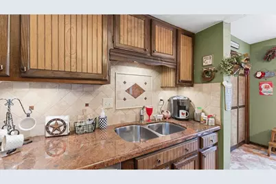 18 Still Glen Court, The Woodlands, TX 77381 - Photo 14