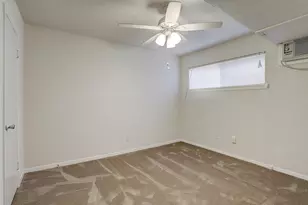 1624 Marshall St, Houston, TX 77006 - Photo 8