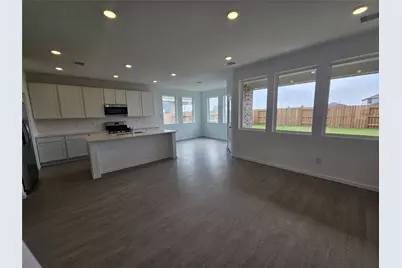 5310 Yellow Perch Drive, Baytown, TX 77521 - Photo 4