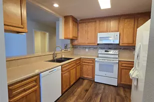 3535 Upfield Dr, Houston, TX 77082 - Photo 6