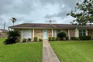 8690 Manion Dr, Beaumont, TX 77706 - Photo 2
