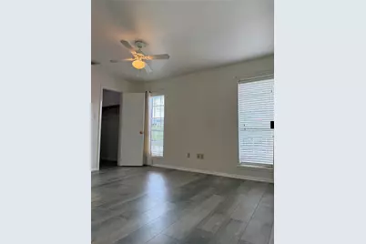 2626 Holly Hall Street #406, Houston, TX 77054 - Photo 10