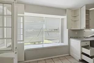 6614 Indian Lake Dr, Houston, TX 77489 - Photo 18