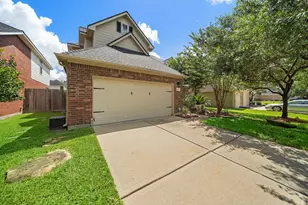 22634 Cascade Springs Dr, Katy, TX 77494 - Photo 2