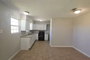 8607 Sherrywood Dr, Houston, TX 77044 - Photo 4