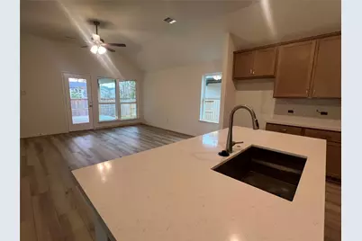 303 Landes Trail, Willis, TX 77318 - Photo 4