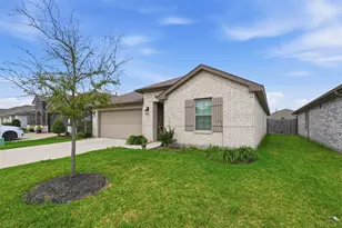 11016 33rd Ave N, Texas City, TX 77591 - Photo 2
