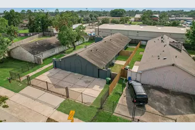 3911 Springmeadows Street #A, Houston, TX 77080 - Photo 30