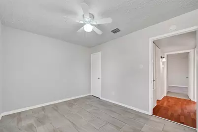 4511 Bayou Vista Drive, Houston, TX 77091 - Photo 28