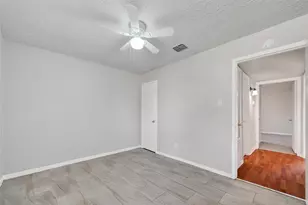 4511 Bayou Vista Dr, Houston, TX 77091 - Photo 28