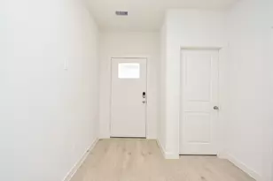 1130 Vista Pointe Dr, Fresno, TX 77545 - Photo 4