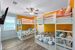 917 Westview, Crystal Beach, TX 77650 - Photo 12