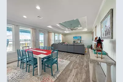 917 Westview, Crystal Beach, TX 77650 - Photo 10