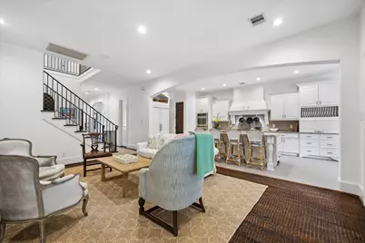 6151 Chevy Chase Drive, Houston, TX 77057 - Photo 10