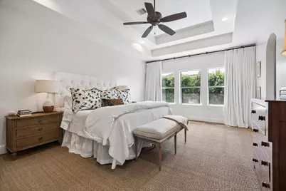 6151 Chevy Chase Drive, Houston, TX 77057 - Photo 18