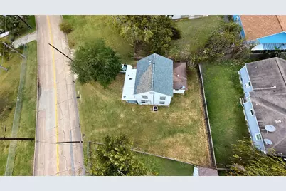 2312 Missouri Street, Baytown, TX 77520 - Photo 8