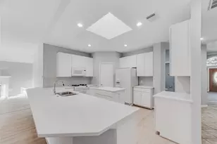 2311 Piney Woods Dr, Pearland, TX 77581 - Photo 8