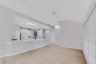 2311 Piney Woods Dr, Pearland, TX 77581 - Photo 12