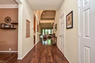 1211 Deerbrook Dr, Sugar Land, TX 77479 - Photo 4