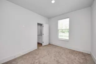 1043 Glen Ave, Houston, TX 77088 - Photo 20