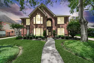 7015 Morningside Dr, Sugar Land, TX 77479 - Photo 1