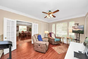 7015 Morningside Dr, Sugar Land, TX 77479 - Photo 10