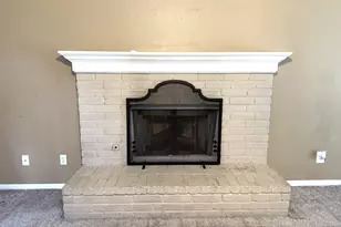 111 Trentwood Cir, Victoria, TX 77901 - Photo 4