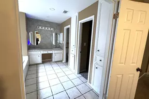 111 Trentwood Cir, Victoria, TX 77901 - Photo 14