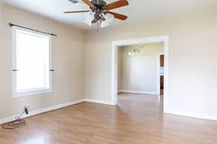 403 Leveridge, East Bernard, TX 77435 - Photo 10