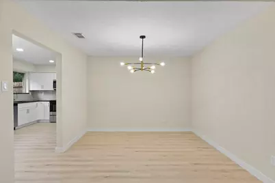 2322 Aprilmont Drive, Sugar Land, TX 77498 - Photo 12
