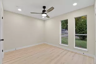 2322 Aprilmont Dr, Sugar Land, TX 77498 - Photo 20