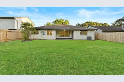 2322 Aprilmont Drive, Sugar Land, TX 77498 - Photo 38