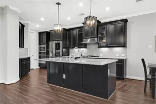 2813 Summer Indigo Trail SW, Pearland, TX 77089 - Photo 12