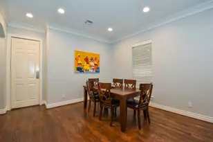 3226 Pemberton Cir Dr, Houston, TX 77025 - Photo 6