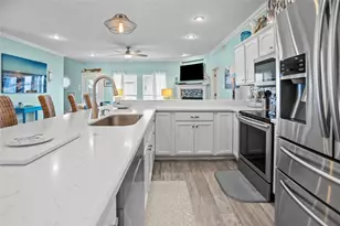 2324 Martinique, Crystal Beach, TX 77650 - Photo 10